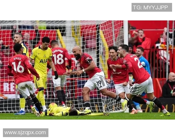 曼联与热刺激战正酣谁能在英超赛场上笑到最后